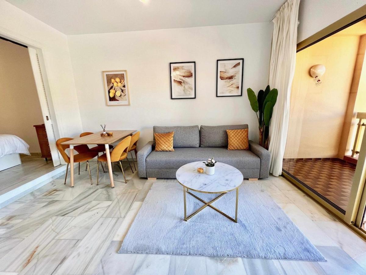 797 Holiday Rentals- Apartamento En Hotel Sunset Beach Frente Al Mar Benalmádena Eksteriør bilde