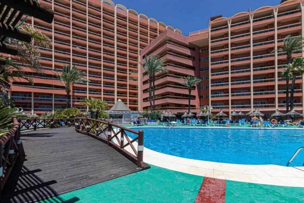 797 Holiday Rentals- Apartamento En Hotel Sunset Beach Frente Al Mar Benalmádena Eksteriør bilde