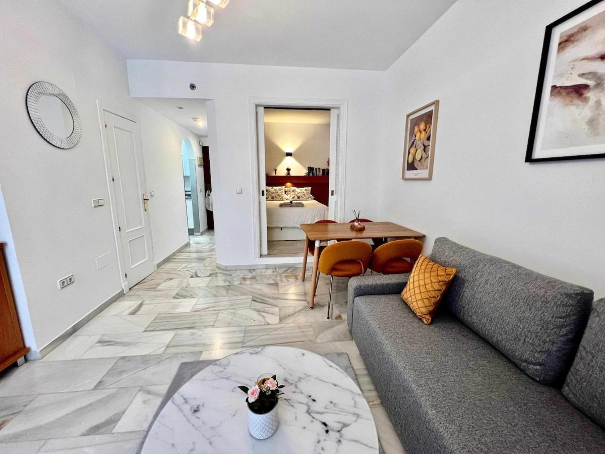 797 Holiday Rentals- Apartamento En Hotel Sunset Beach Frente Al Mar Benalmádena Eksteriør bilde