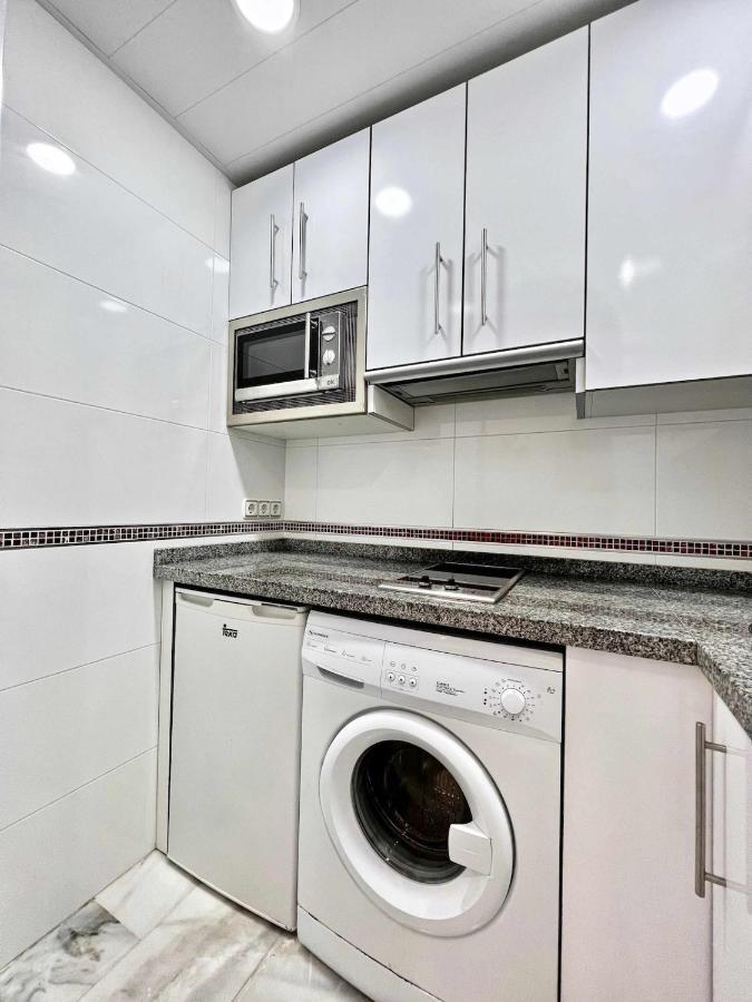 797 Holiday Rentals- Apartamento En Hotel Sunset Beach Frente Al Mar Benalmádena Eksteriør bilde