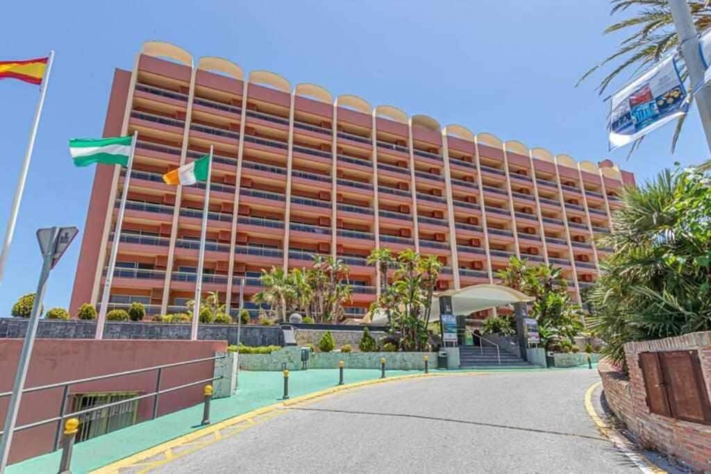 797 Holiday Rentals- Apartamento En Hotel Sunset Beach Frente Al Mar Benalmádena Eksteriør bilde