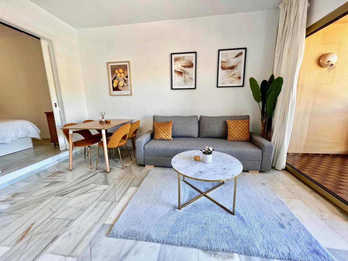 797 Holiday Rentals- Apartamento En Hotel Sunset Beach Frente Al Mar Benalmádena Eksteriør bilde